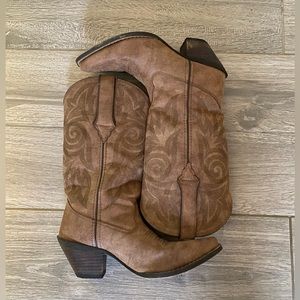 Durango cowgirl boots